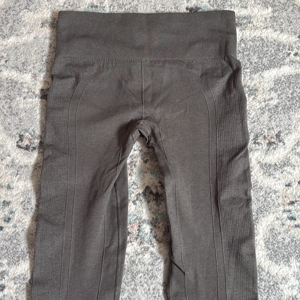 Lululemon Ebb to Street Seamless Leggings - Picture 8 of 12
